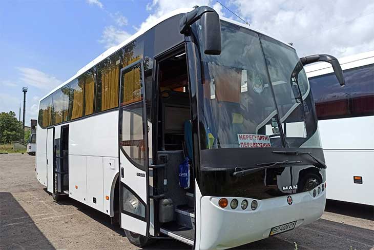 Оренда автобуса на 37 місць ціна у Львові